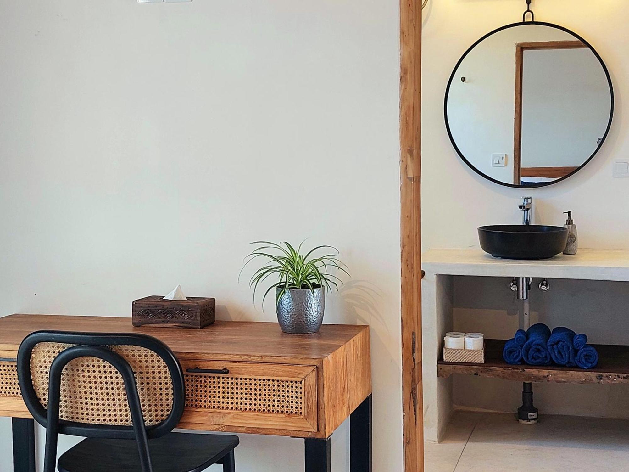 Spaces Bali Unique Boutique Hotel Munggu Room photo